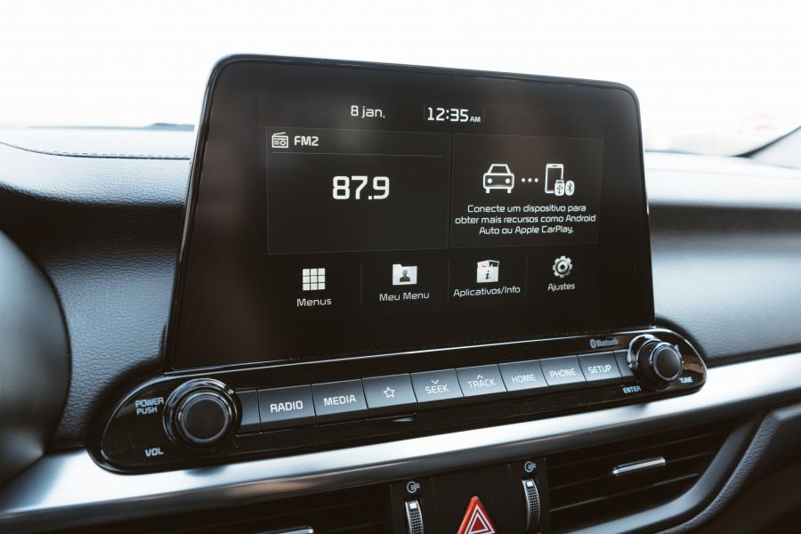 Детали интерьера Kia Cerato 2.0 2019 года  (LA) (фото 11 из 40)